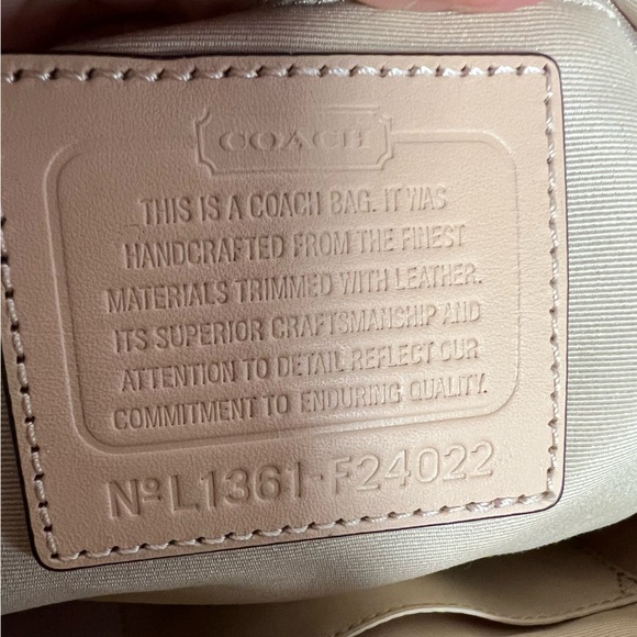 Coach purse - Picture 6 of 6